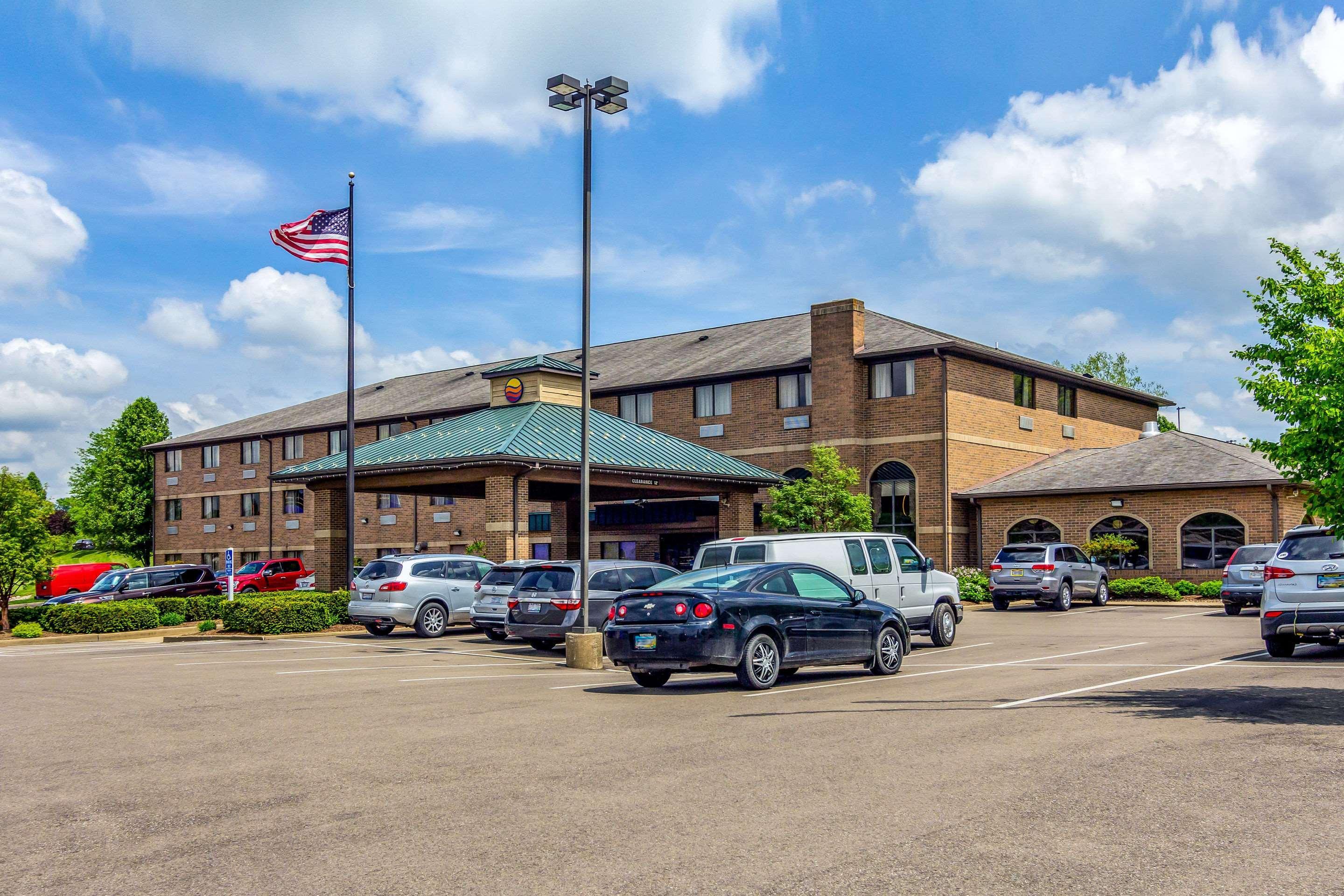 Comfort Inn Millersburg Exterior photo